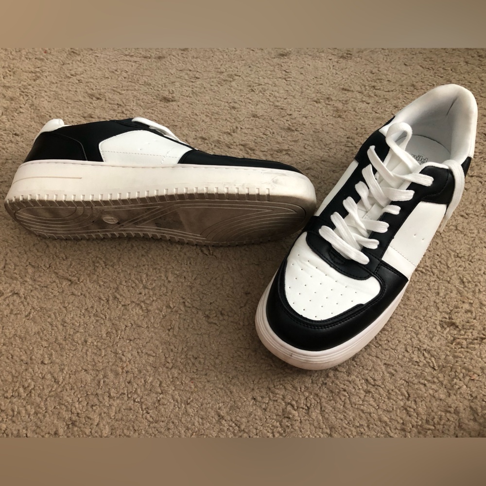 Wild Fable Sneakers